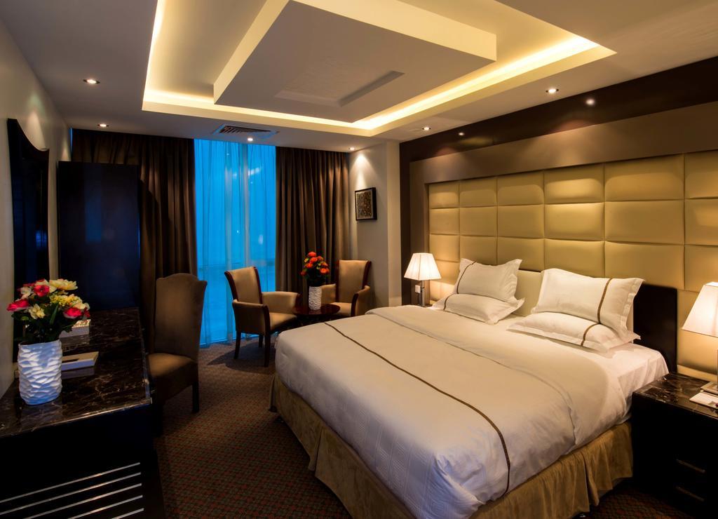 Al Yamama Palace Hotel Suites Riyadh Værelse billede