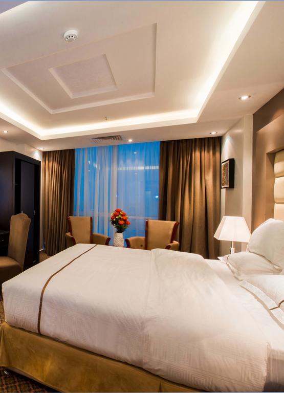Al Yamama Palace Hotel Suites Riyadh Værelse billede