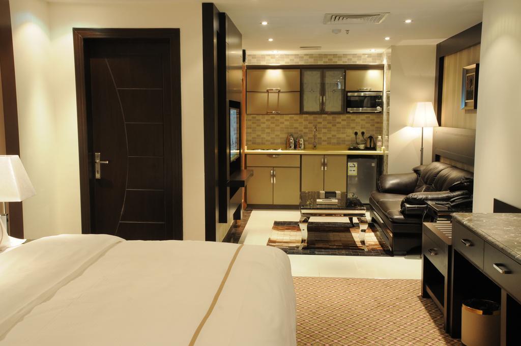 Al Yamama Palace Hotel Suites Riyadh Værelse billede