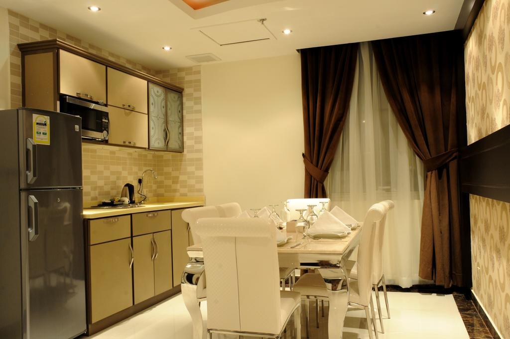 Al Yamama Palace Hotel Suites Riyadh Værelse billede